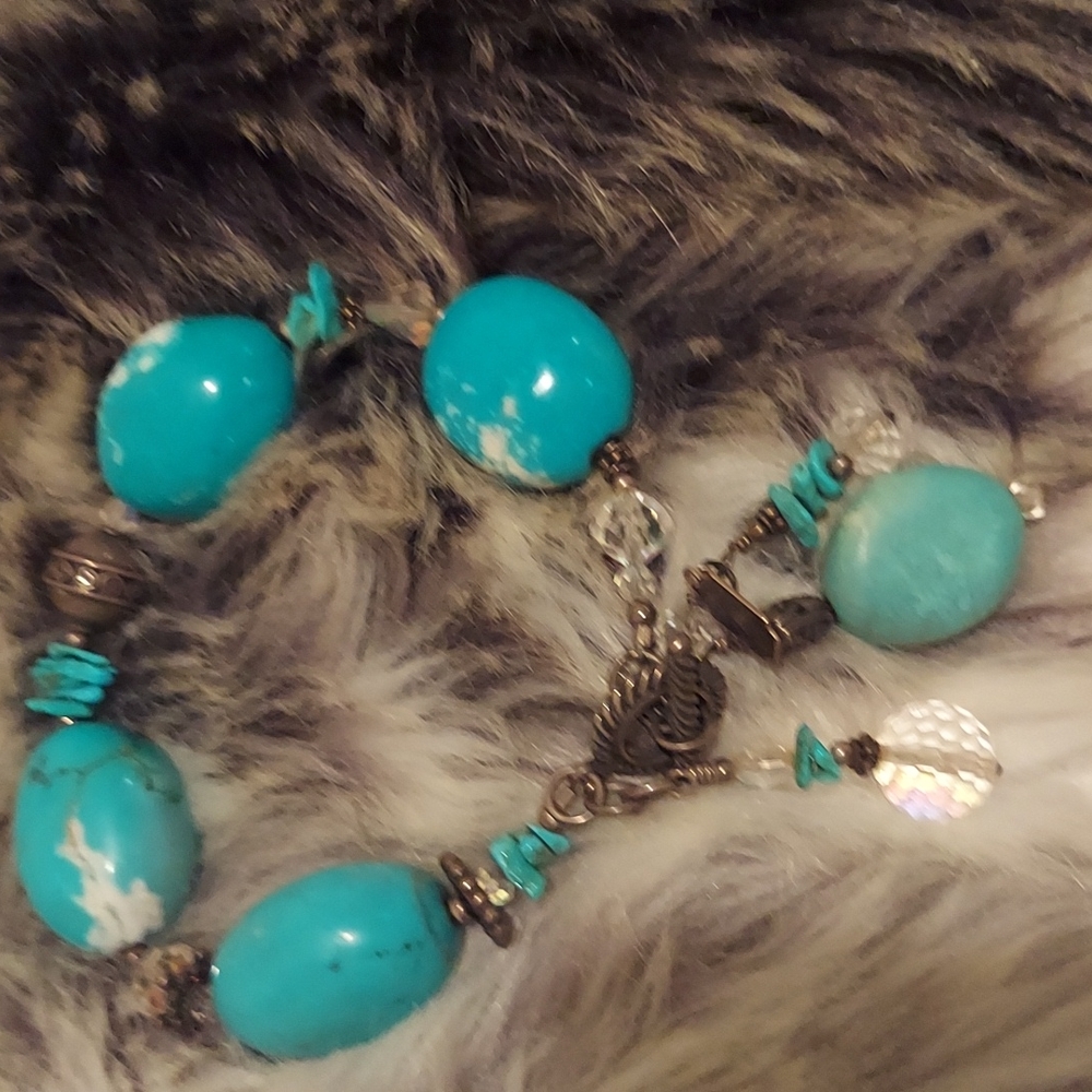 Chunky Bracelet- tres jolie- teal
